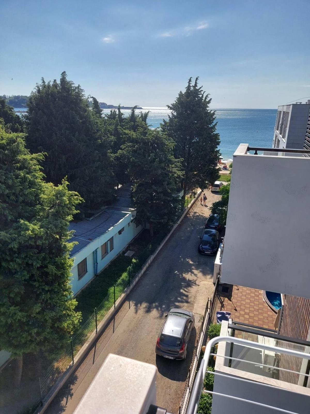 Apartment Sea View
